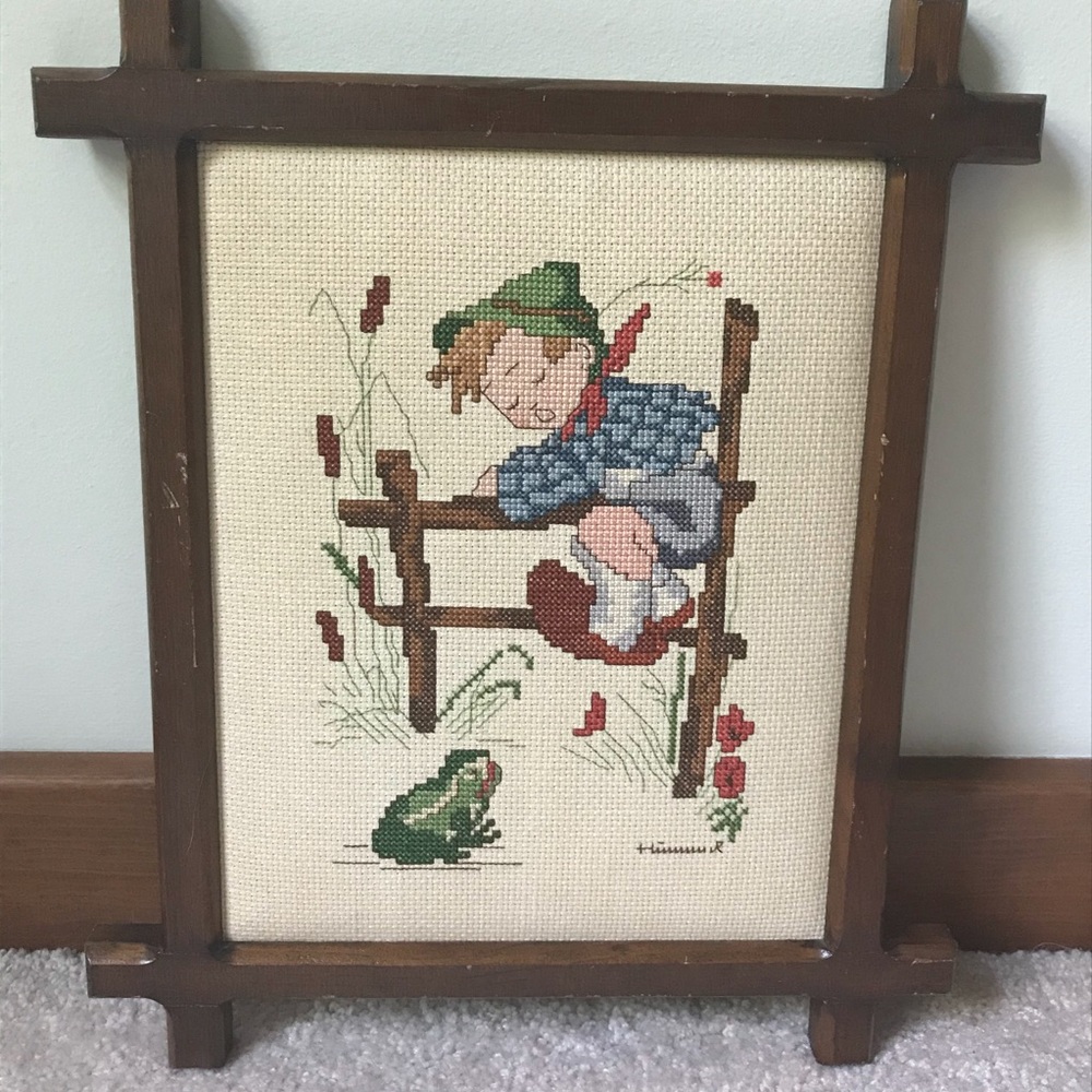 HUMMEL SPRING FROG 🐸 CROSS STITCH HANDMADE💚EUC
